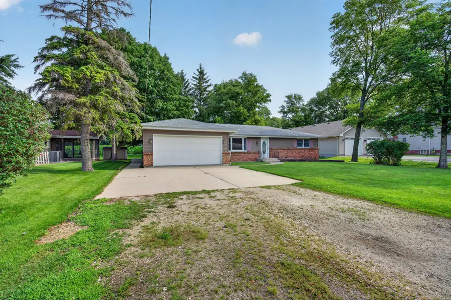 307 W Lincoln Avenue, Gardner, IL 60424 - #2