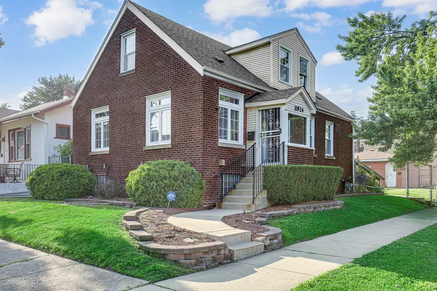 11924 Longwood Drive, Blue Island, IL 60406 - #2