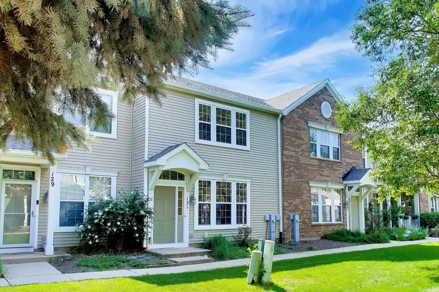 131 Springbrook Trail S, Oswego, IL 60543 - #2