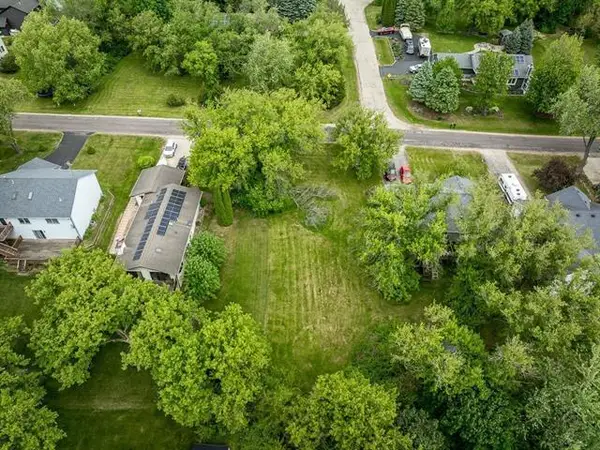 209 Redman Way, Poplar Grove, IL 61065