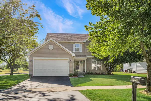 384 S Clearview Circle, Round Lake, IL 60073