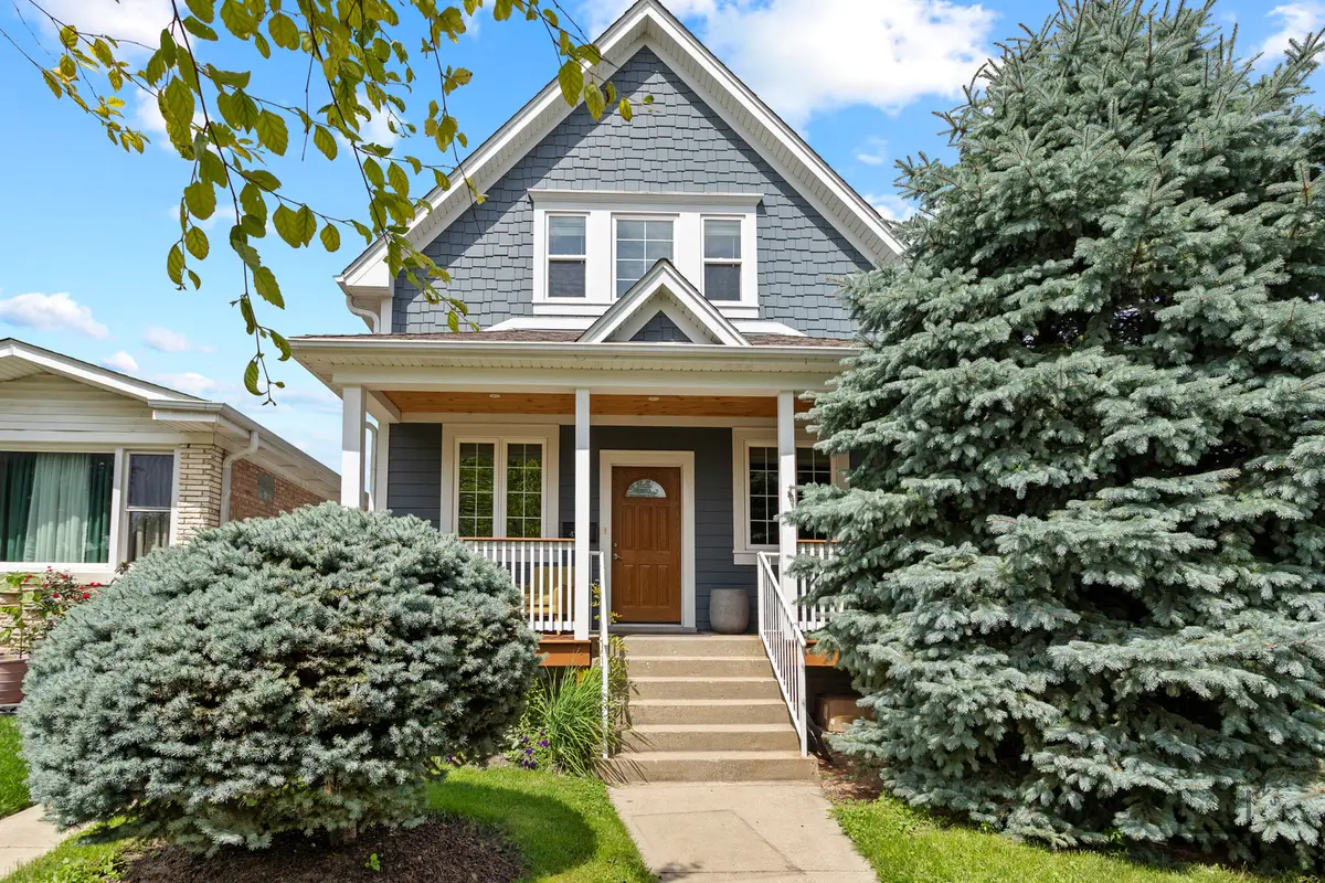 4708 N Odell Avenue, Harwood Heights, IL 60706 - #1