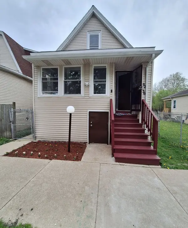 9236 S Blackstone Avenue, Chicago, IL 60619