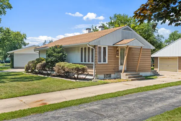 99 Indianwood Drive, Thornton, IL 60476