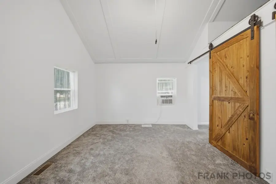 602 S Ottawa Avenue, Dixon, IL 61021 - #3