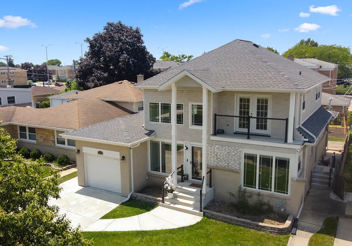 8820 N Elmore Street, Niles, IL 60714 - #1