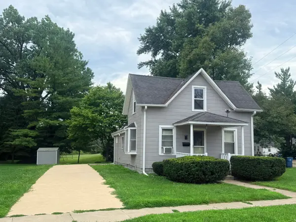 1 E Main Street, Amboy, IL 61310