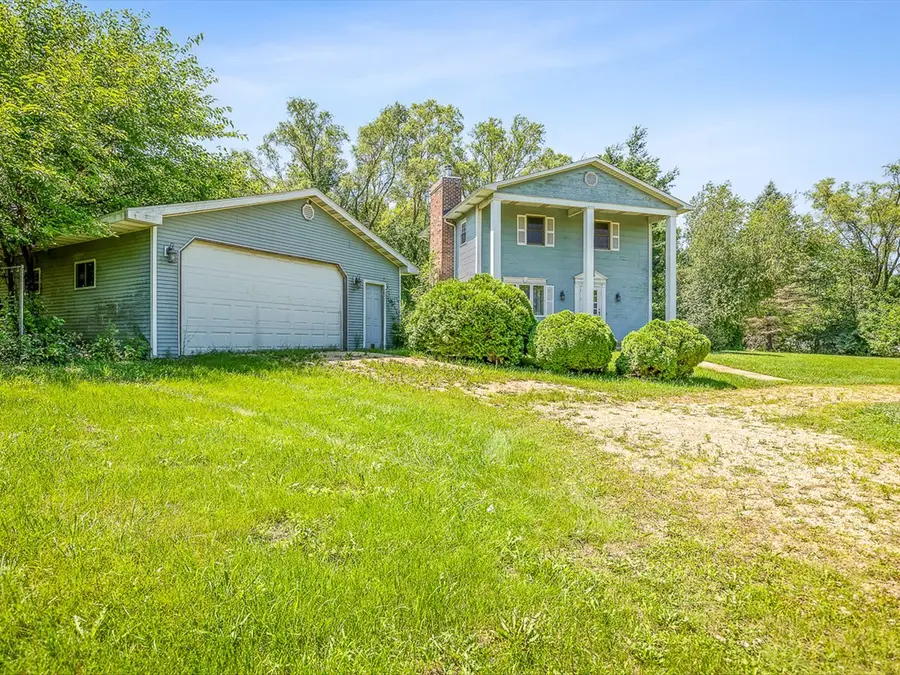 3637 Baxter Road, Rockford, IL 61109 - #2