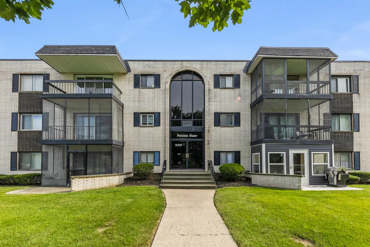 5707 129th Street #2D, Crestwood, IL 60418 - #1