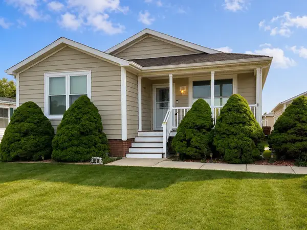 10914 W Kemper Lane, Frankfort, IL 60423