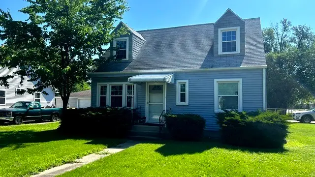 2201 N Hawthorne Avenue, Melrose Park, IL 60164 - #1