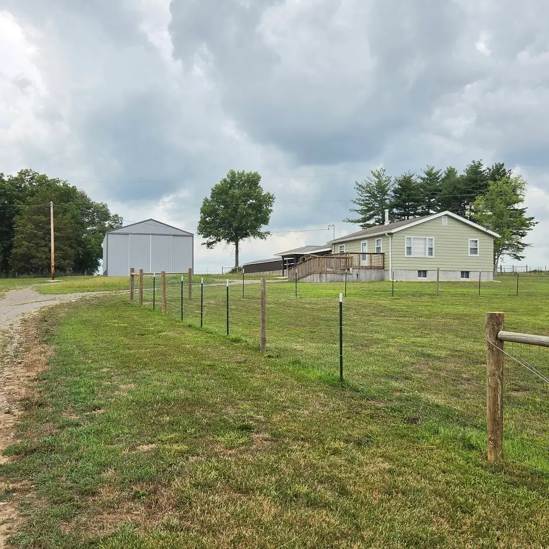 7871 St Hwy 37 Highway, Benton, IL 62812 - #1