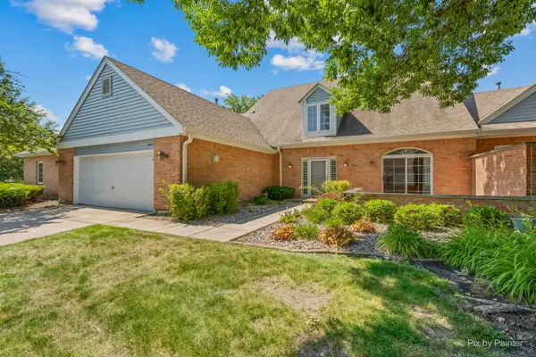 5615 Chesapeake Drive #5615, McHenry, IL 60050
