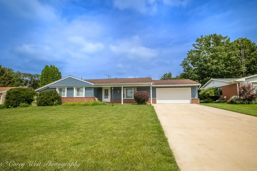 108 Shirley Avenue, Rochelle, IL 61068 - #2