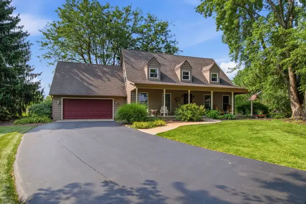 39W150 Adobe Ridge, Elgin, IL 60124