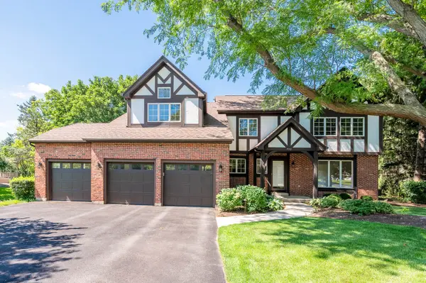 732 Jamestowne Road, Sleepy Hollow, IL 60118