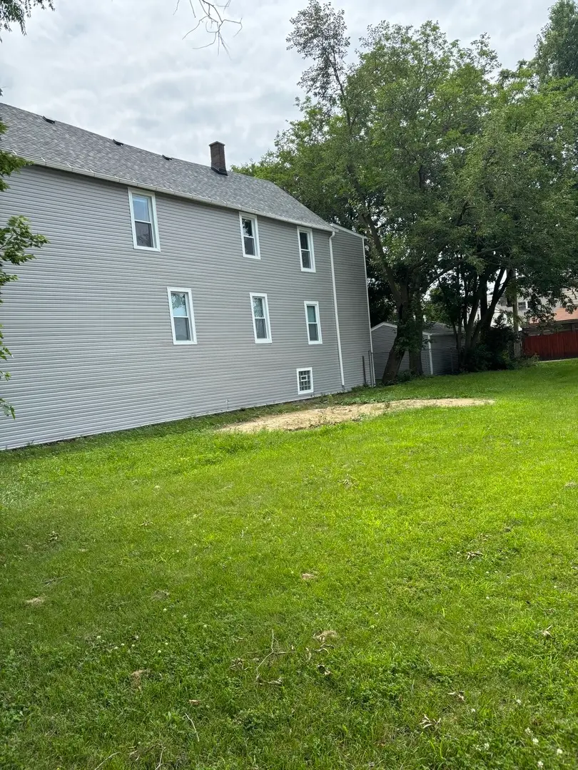 8310 S Buffalo Avenue, Chicago, IL 60617 - #2