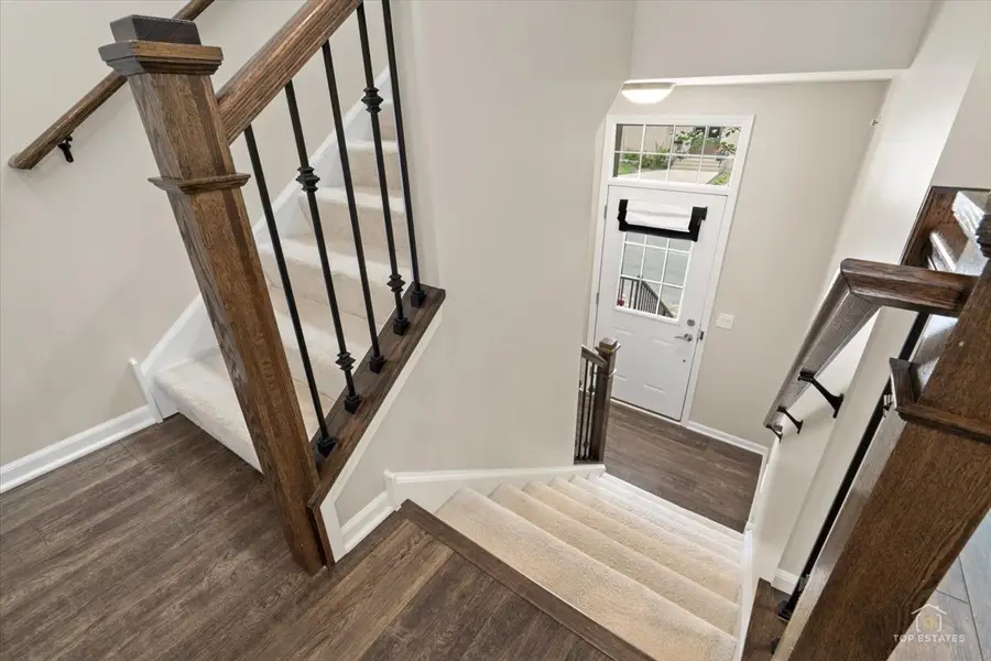 811 Lee Street, Des Plaines, IL 60016 - #2