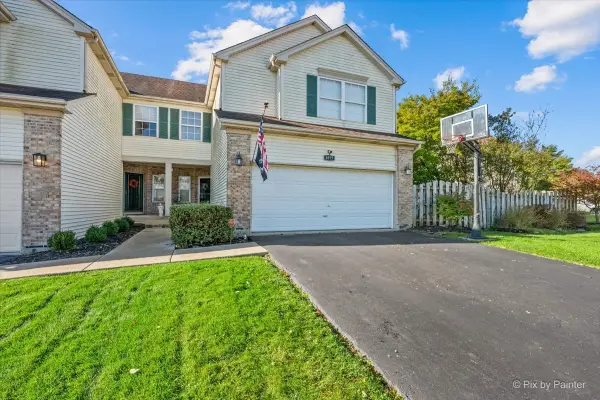 1077 Viewpoint Drive, Lake In The Hills, IL 60156