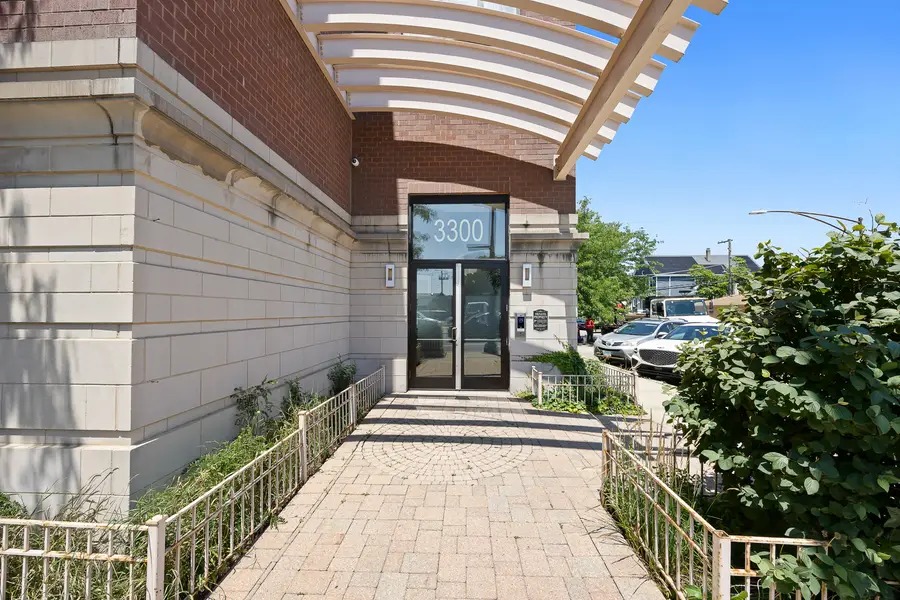 3300 W Irving Park Road #N3, Chicago, IL 60618 - #2