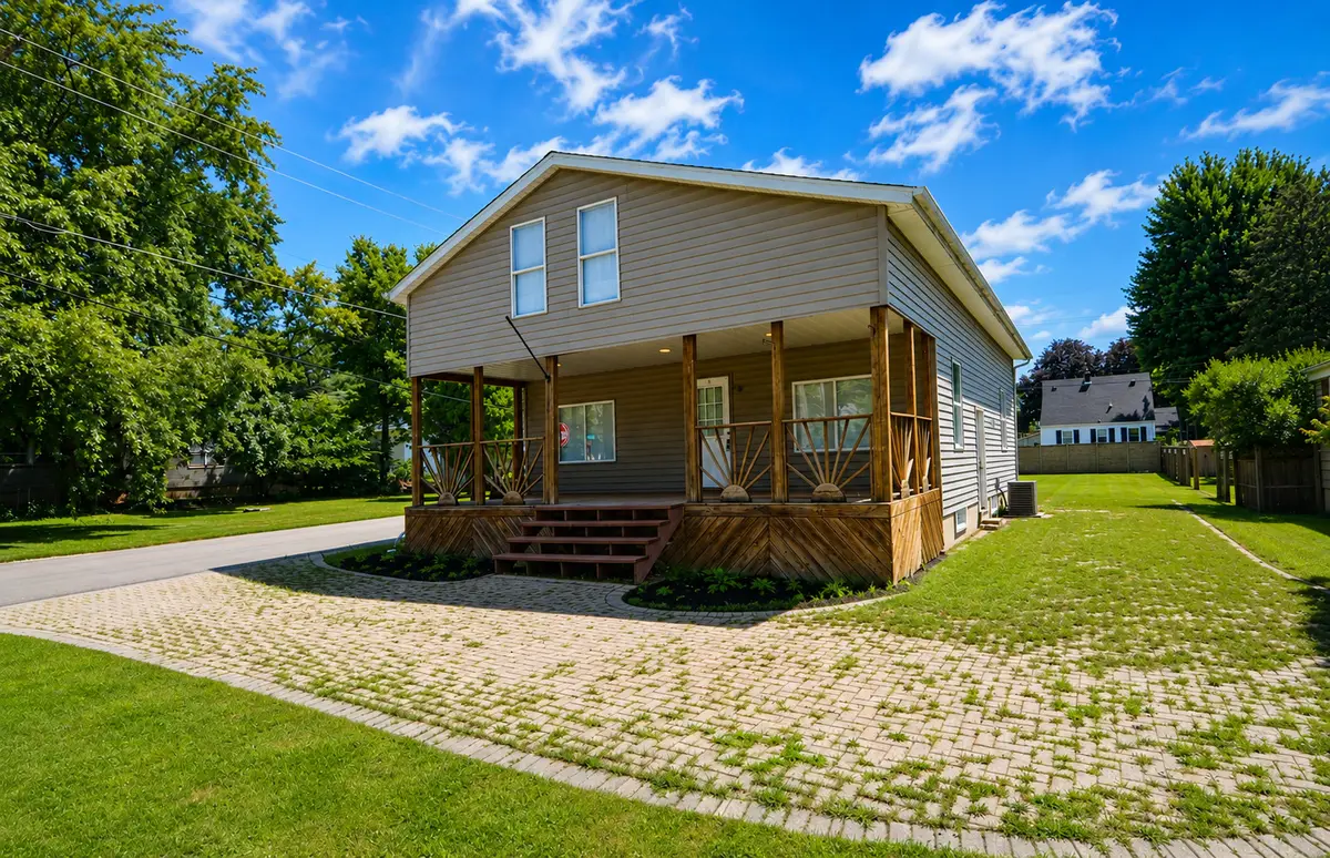 2116 Champlain Street, Ottawa, IL 61350 - #1