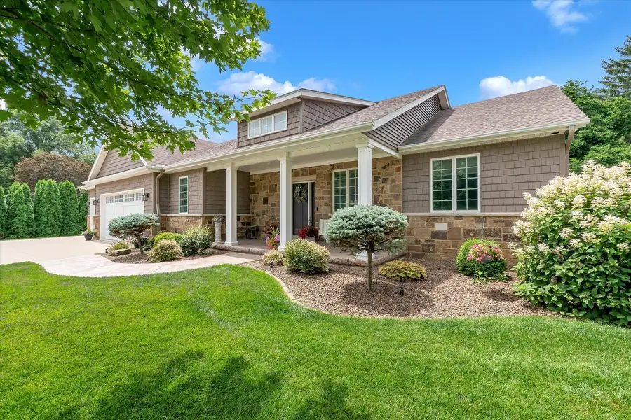 3709 39th Street Court, Moline, IL 61265 - #2