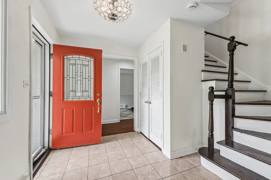 2910 Cherokee Lane, Riverwoods, IL 60015 - #2