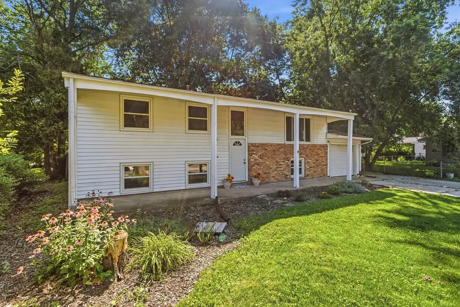 1906 Crescent Drive, Champaign, IL 61821 - #2