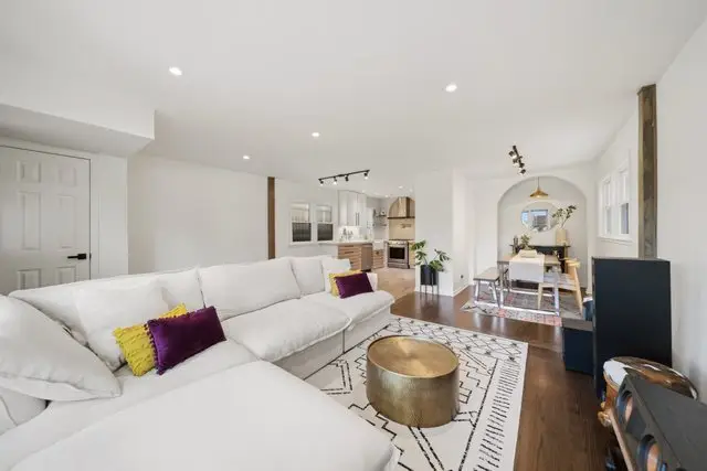 4605 N Harding Avenue, Chicago, IL 60625 - #3