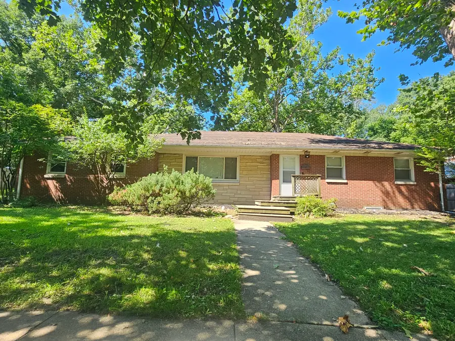 405 E Mumford Drive, Urbana, IL 61801 - #2
