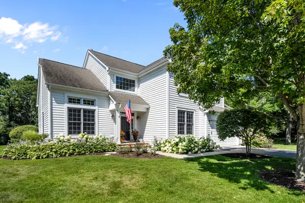 28620 Ashford Court, Lake Bluff, IL 60044