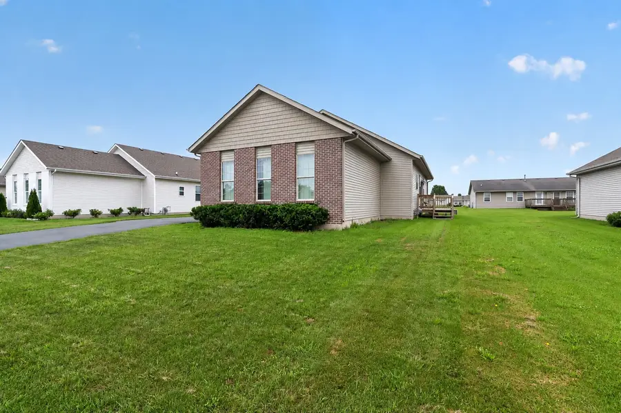 7463 Silo Street, Machesney Park, IL 61115 - #2