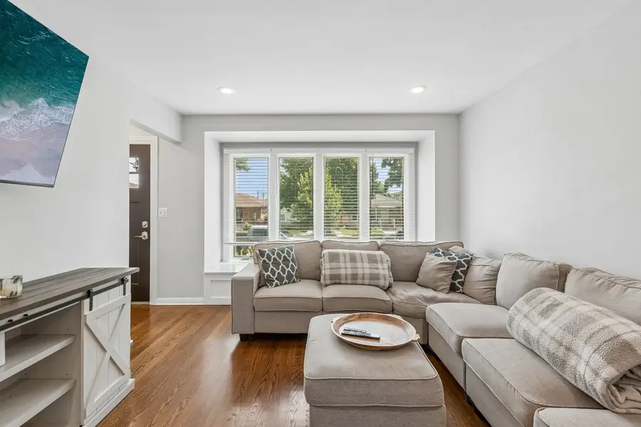 7540 N Octavia Avenue, Chicago, IL 60631 - #2
