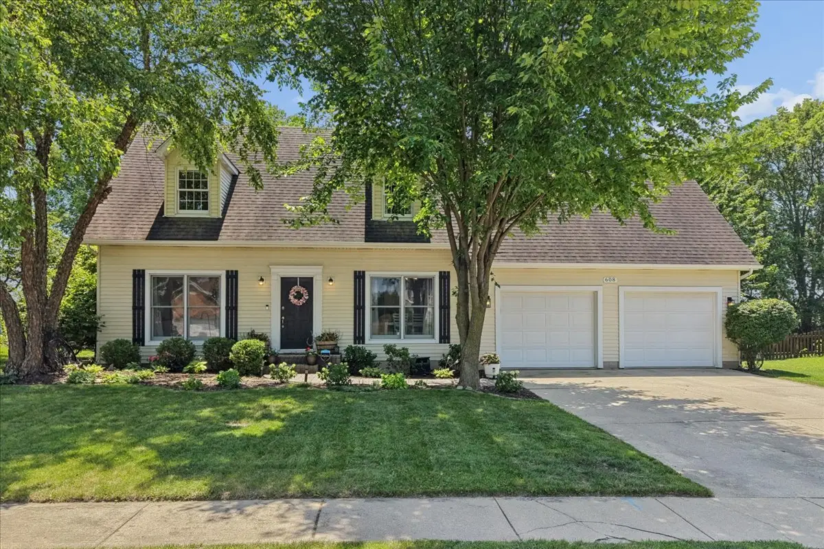 608 Fox Hollow, Dekalb, IL 60115 - #1