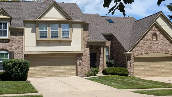 233 Lorraine Circle, Bloomingdale, IL 60108