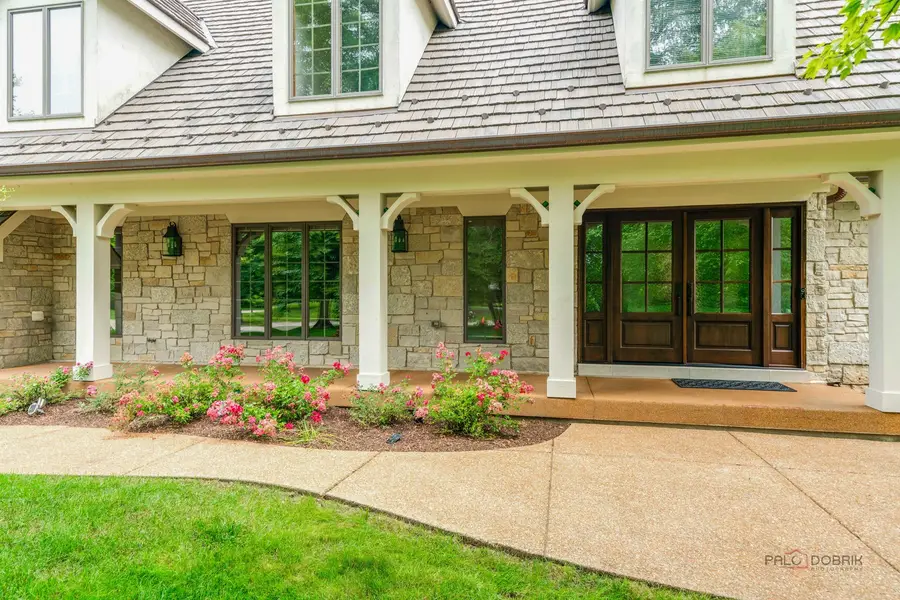 222 W Old Mill Road, Lake Forest, IL 60045 - #2