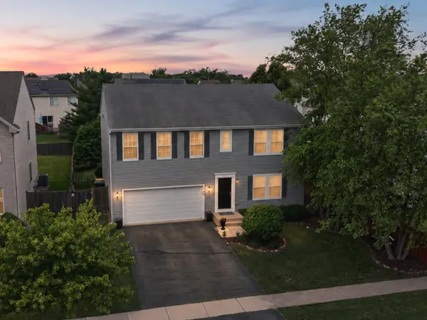1196 Port Royal Road, Pingree Grove, IL 60140