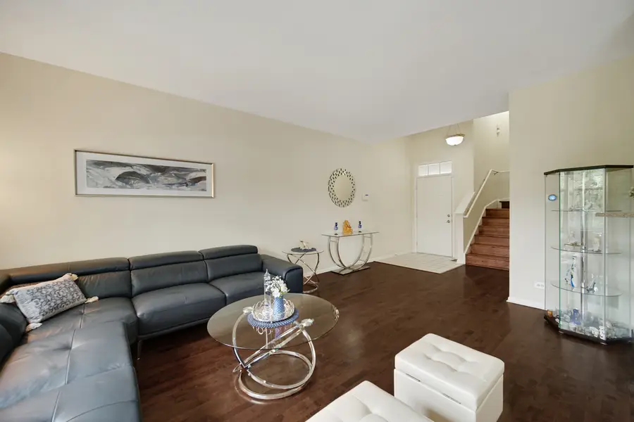 439 Bay Tree Circle, Vernon Hills, IL 60061 - #3