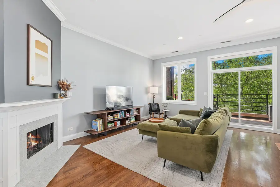 2642 W Chicago Avenue #3, Chicago, IL 60622 - #2