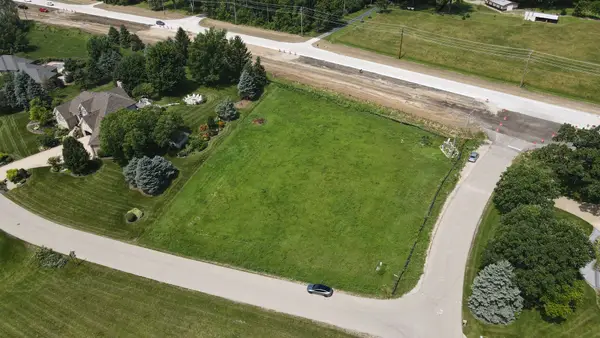 1 Fox Hill Court, Yorkville, IL 60560