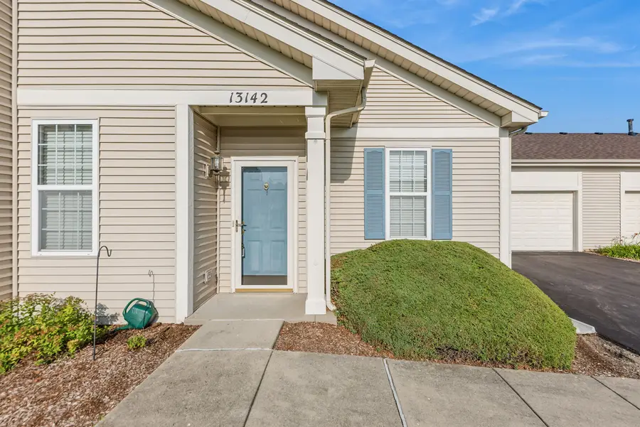 13142 W Sheffield Lane, Beach Park, IL 60083 - #2