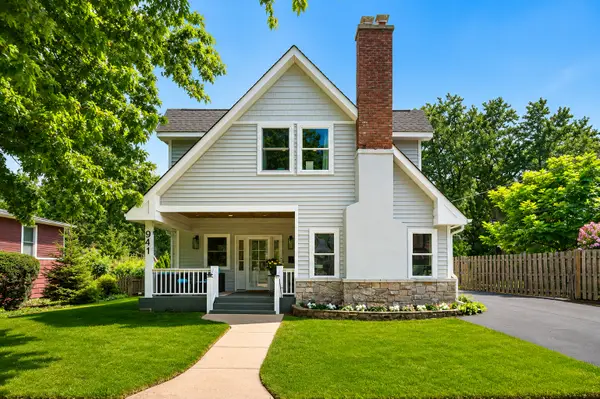 941 Greenwood Avenue, Deerfield, IL 60015