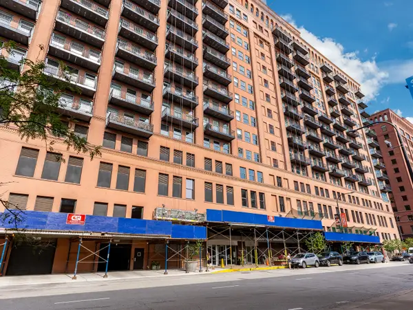 165 N Canal Street #809, Chicago, IL 60606