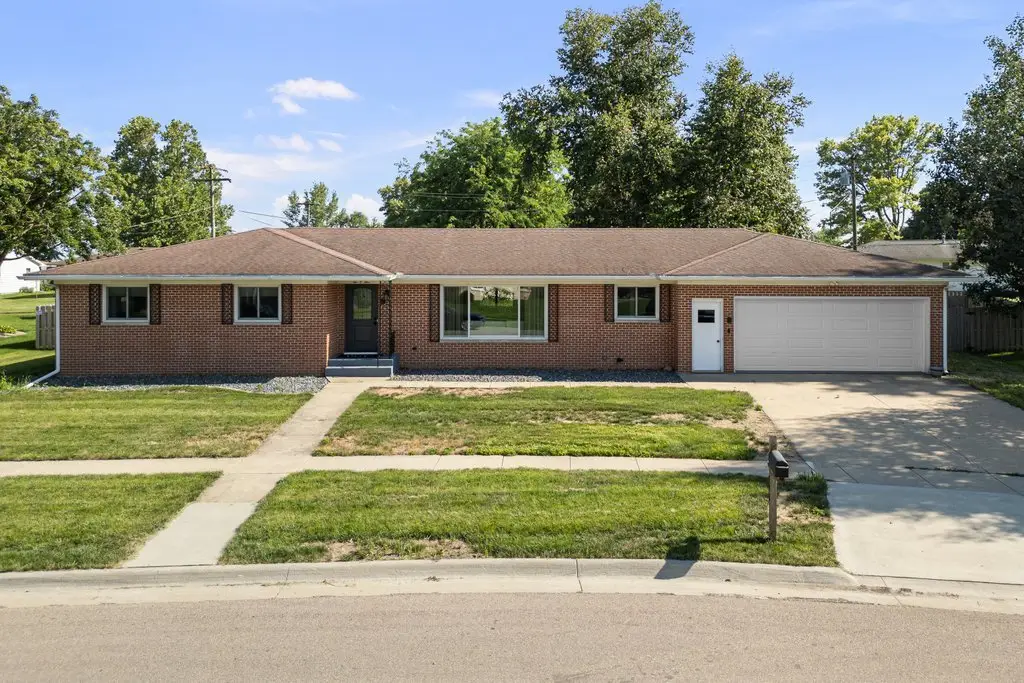 205 11th Avenue, De Witt, IA 52742 - #1