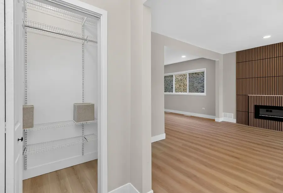 5311 W Cuyler Avenue, Chicago, IL 60641 - #2