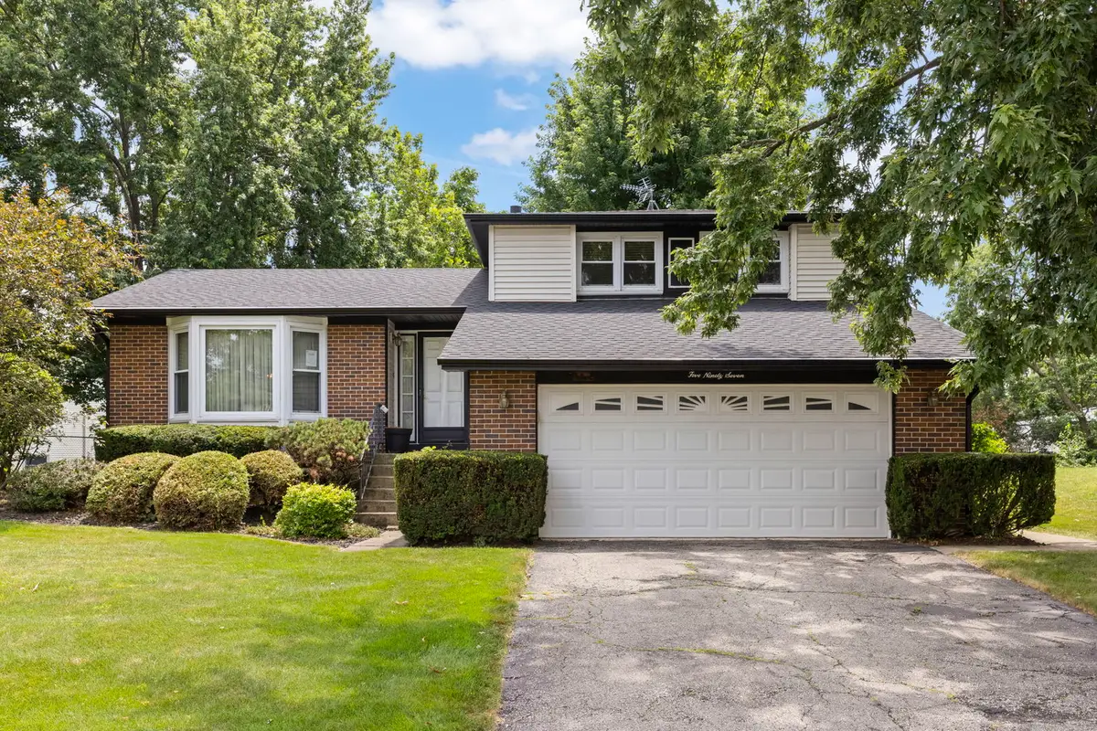 597 Piccadilly Lane, Bolingbrook, IL 60440 - #1