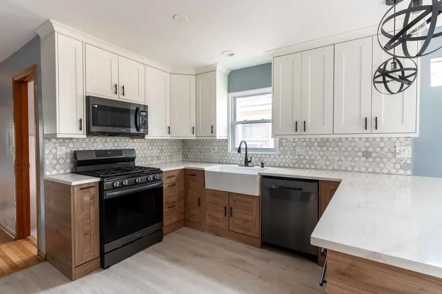Address Withheld By Seller, Chicago, IL 60634 - #2