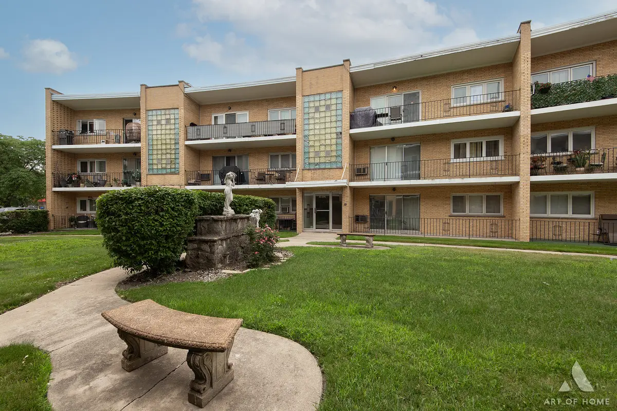 10316 S Pulaski Road #303, Oak Lawn, IL 60453 - #1