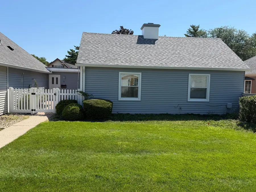 14 Garden Drive, Montgomery, IL 60538 - #2