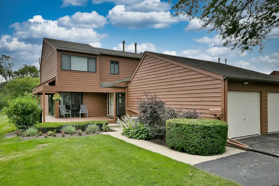 245 S Prospect Street, Roselle, IL 60172 - #2